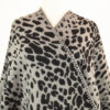 Leopard jacquard knit shawl - Image 2